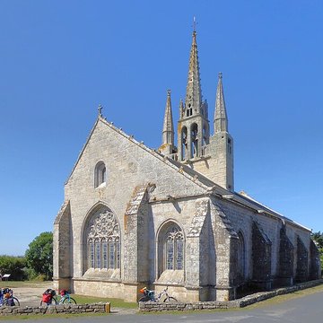Calvaire et chapelle de Tronoën