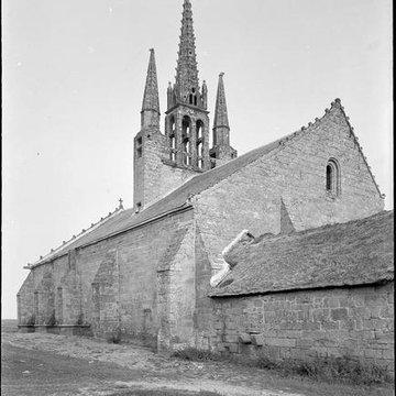 Calvaire et chapelle de Tronoën