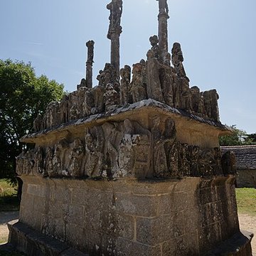 Calvaire et chapelle de Tronoën
