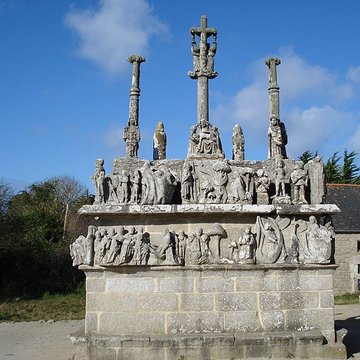 Calvaire et chapelle de Tronoën