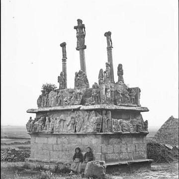 Calvaire et chapelle de Tronoën