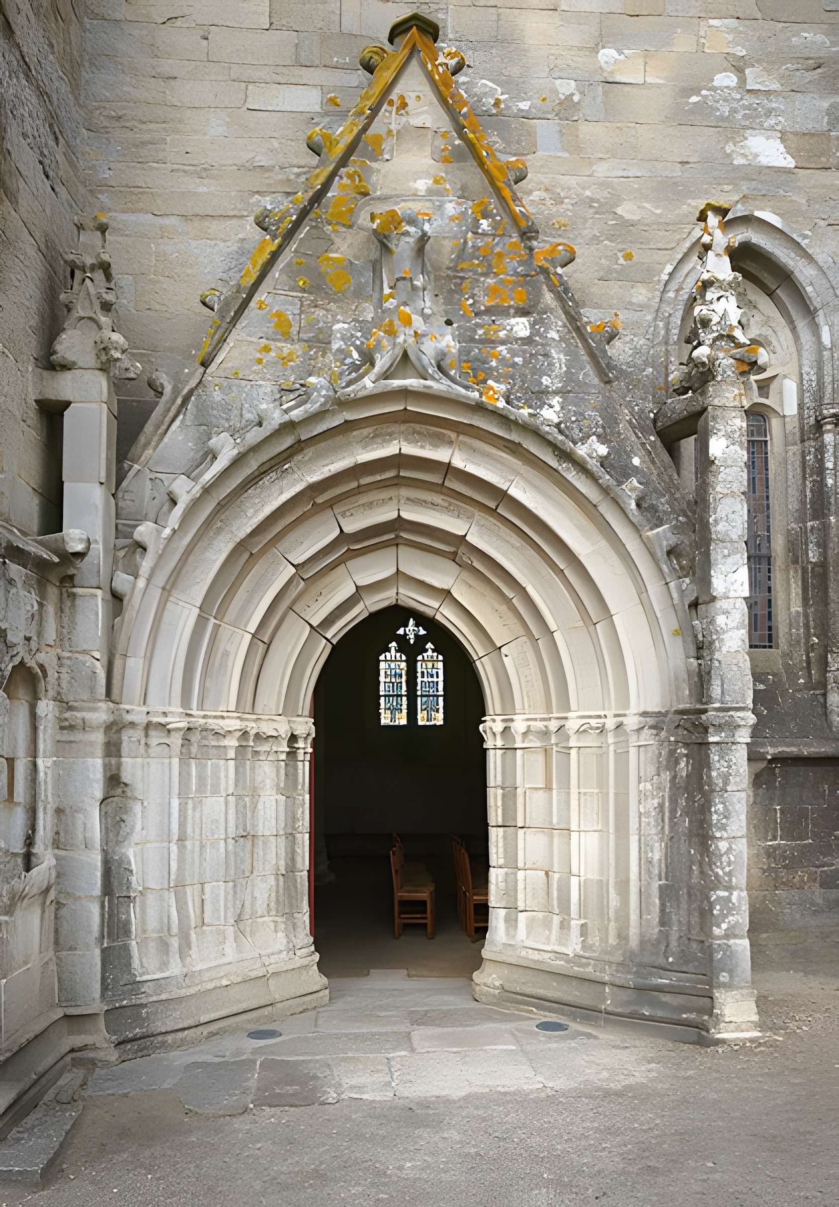 Calvaire et chapelle de Tronoën