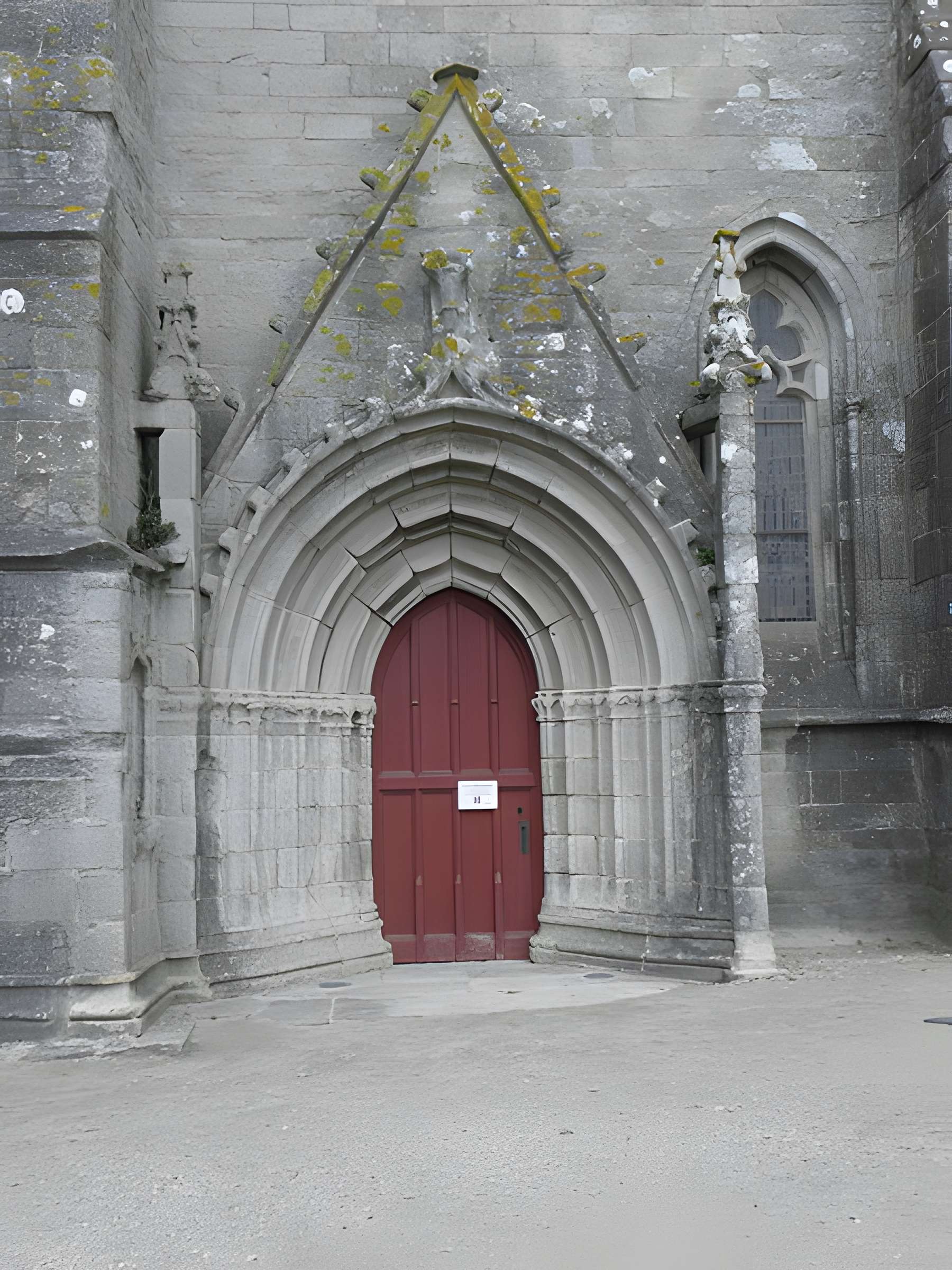 Calvaire et chapelle de Tronoën