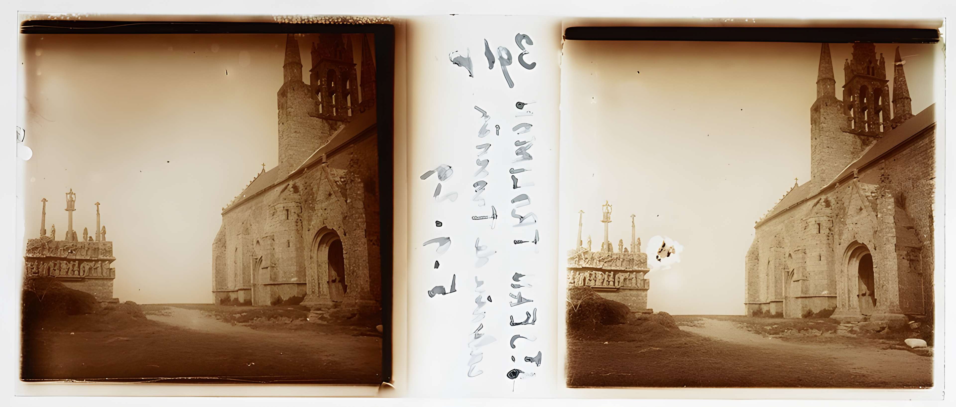 Calvaire et chapelle de Tronoën