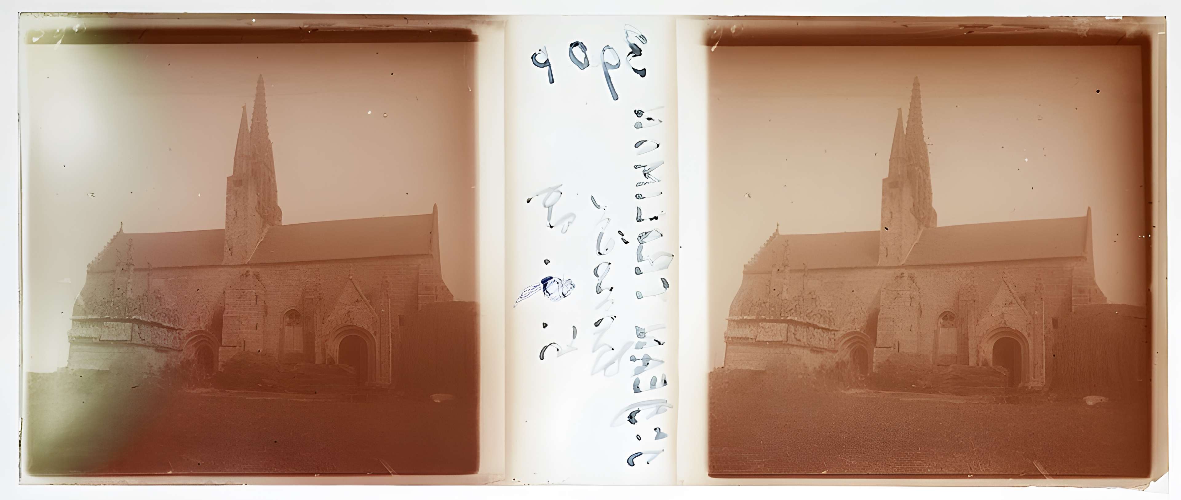 Calvaire et chapelle de Tronoën