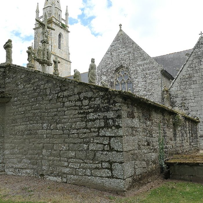 Photo de Calvaire et ossuaire du cimetière de Guéhenno