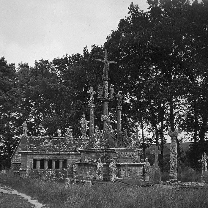 Photo de Calvaire et ossuaire du cimetière de Guéhenno
