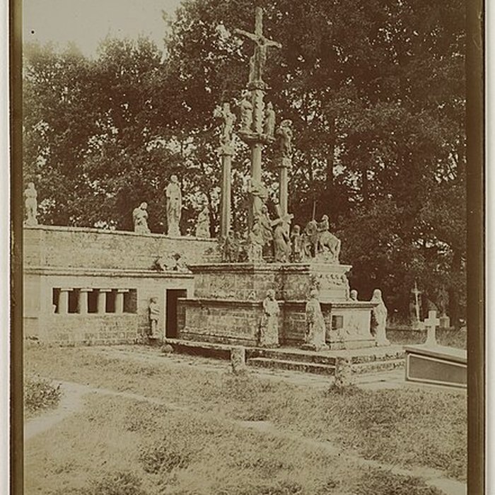 Photo de Calvaire et ossuaire du cimetière de Guéhenno