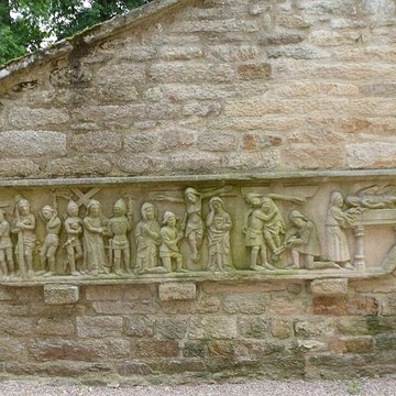 Calvaire et ossuaire du cimetière de Guéhenno