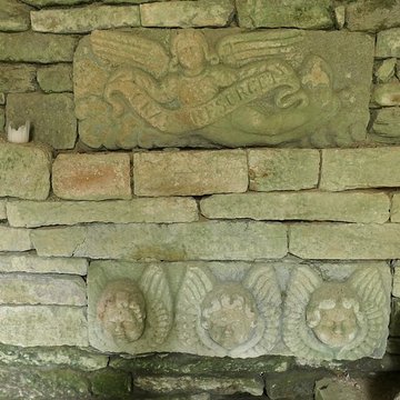 Calvaire et ossuaire du cimetière de Guéhenno