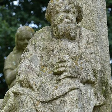 Calvaire et ossuaire du cimetière de Guéhenno