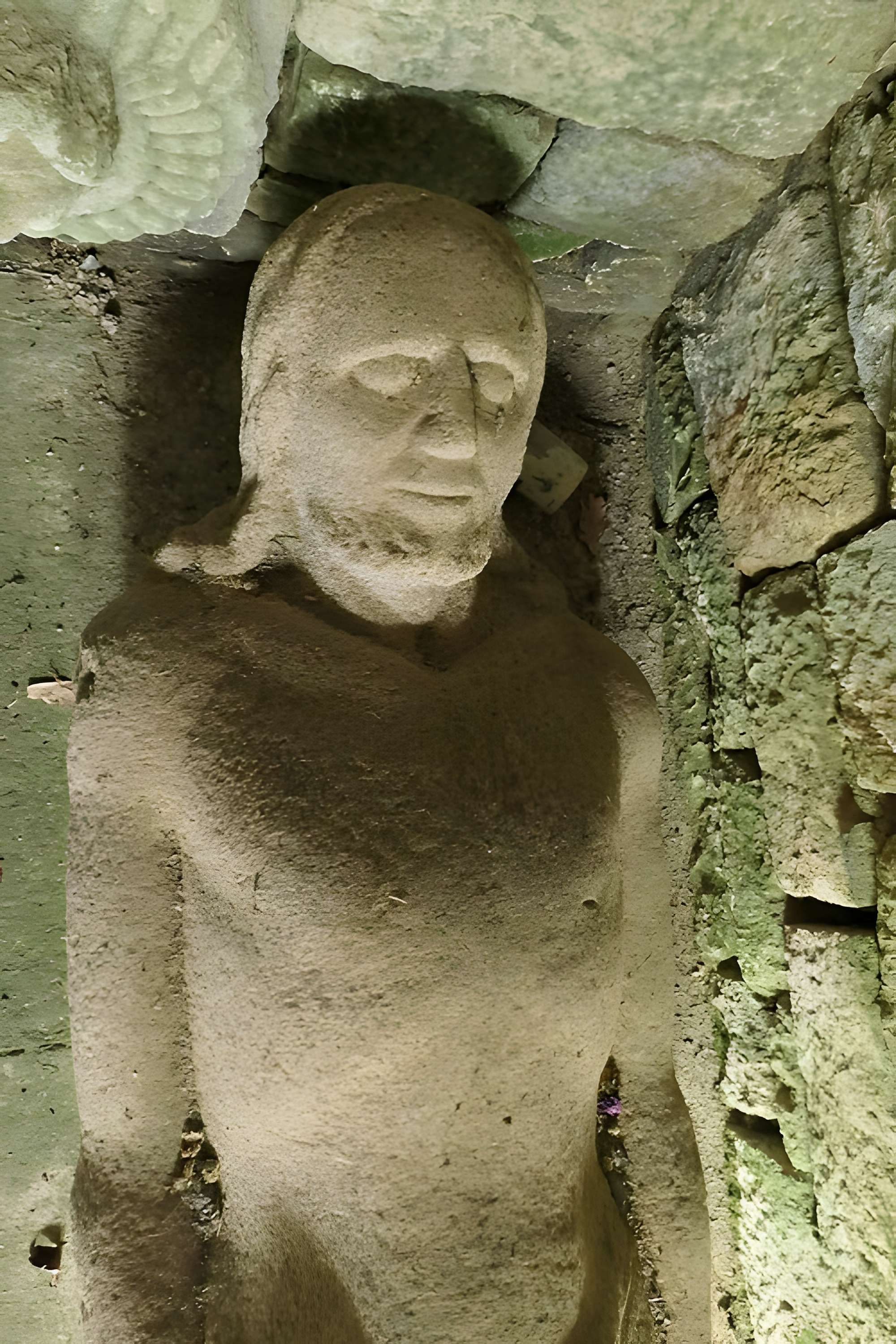 Calvaire et ossuaire du cimetière de Guéhenno