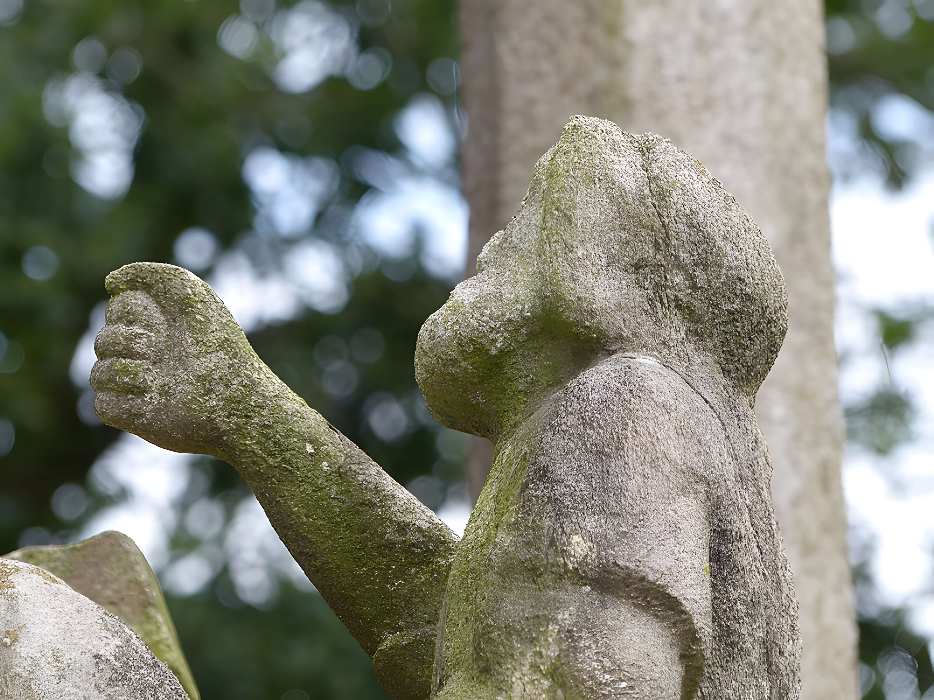 Calvaire et ossuaire du cimetière de Guéhenno