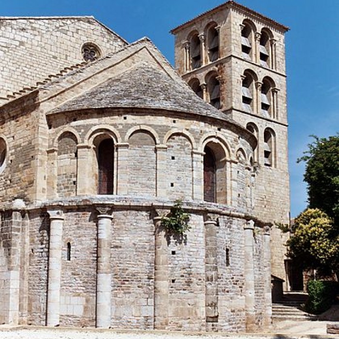 Photo de Abbatiale Saint-Pierre-et-Saint-Paul de Caunes-Minervois