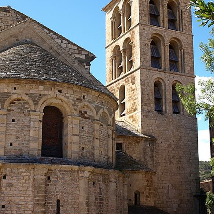 Photo de Abbatiale Saint-Pierre-et-Saint-Paul de Caunes-Minervois