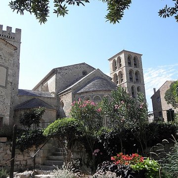 Abbatiale Saint-Pierre-et-Saint-Paul de Caunes-Minervois