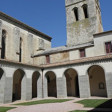 Abbatiale Saint-Pierre-et-Saint-Paul de Caunes-Minervois