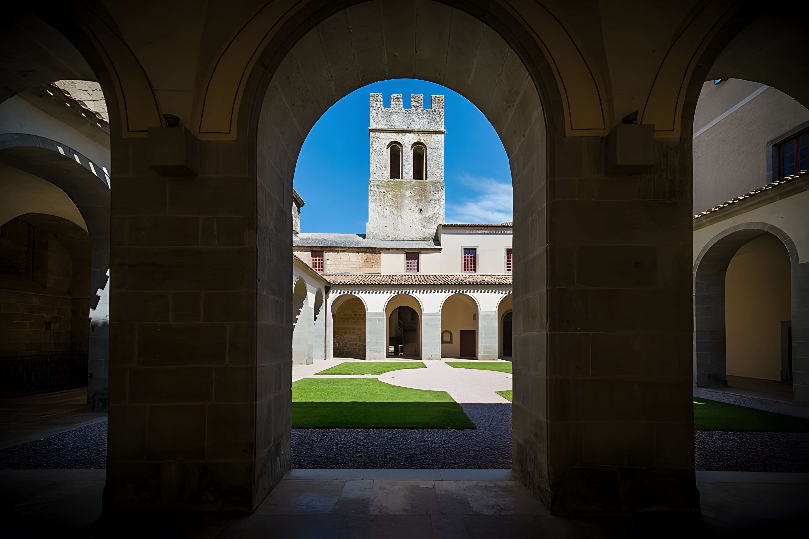 Abbatiale Saint-Pierre-et-Saint-Paul de Caunes-Minervois