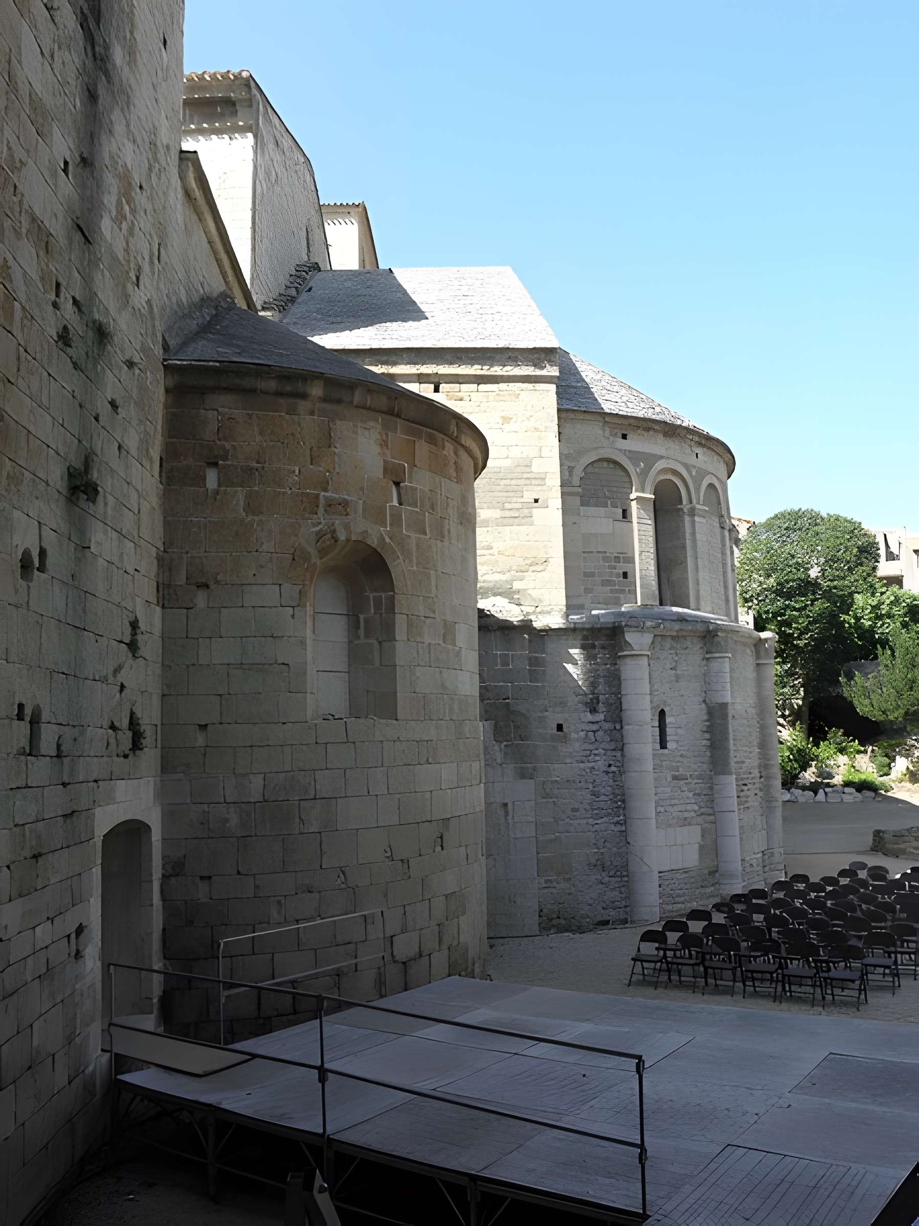 Abbatiale Saint-Pierre-et-Saint-Paul de Caunes-Minervois