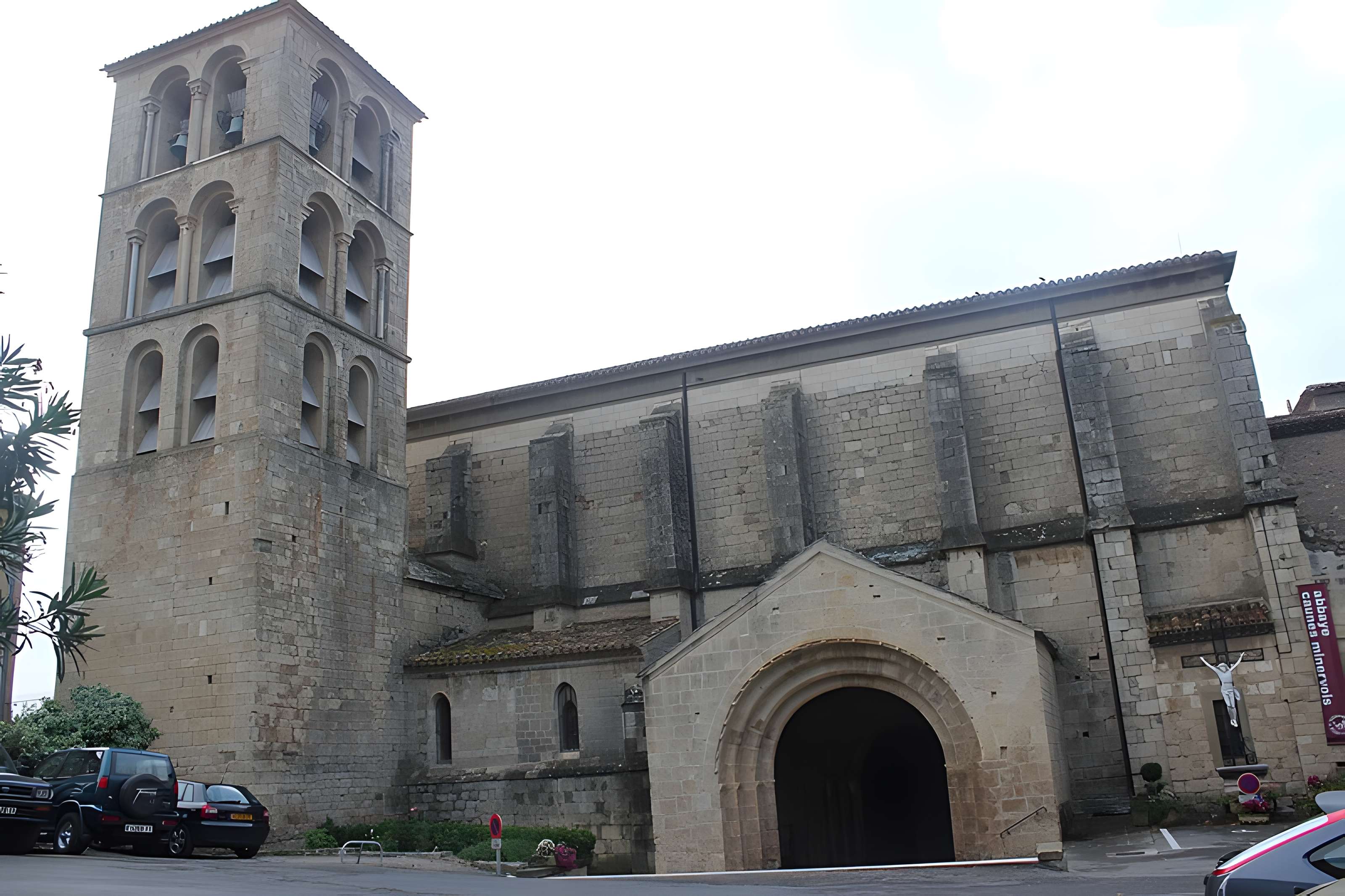Abbatiale Saint-Pierre-et-Saint-Paul de Caunes-Minervois