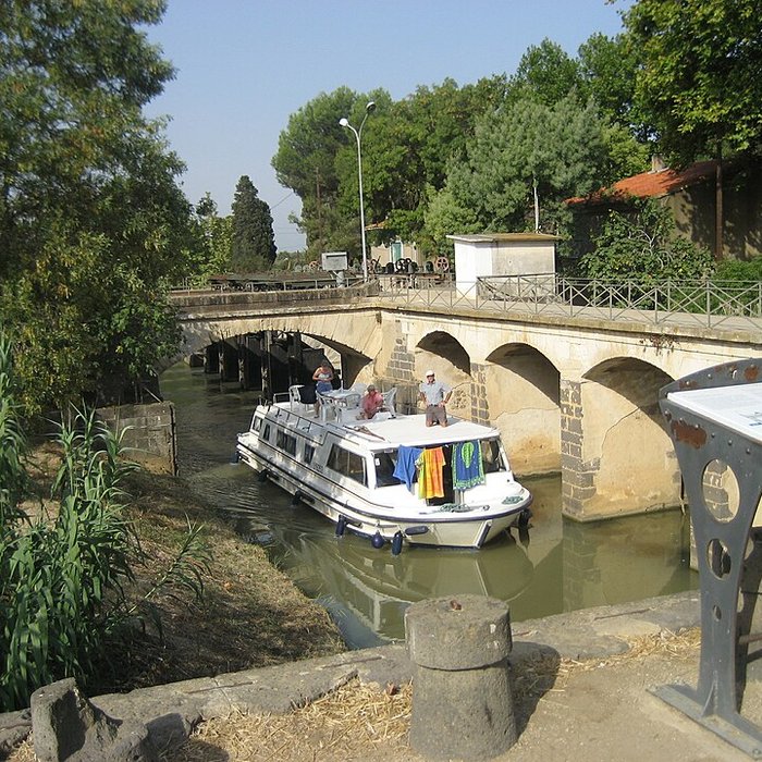Photo de Canal du Midi : Barrage-écluse de Vias