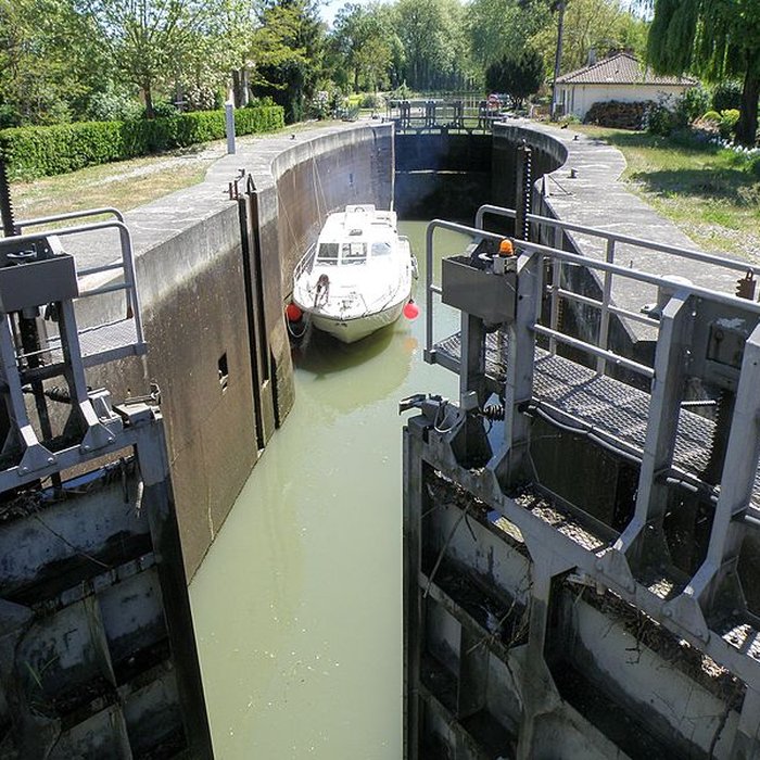 Photo de Canal du Midi : Écluse de Castanet