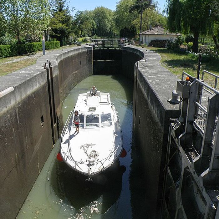 Photo de Canal du Midi : Écluse de Castanet