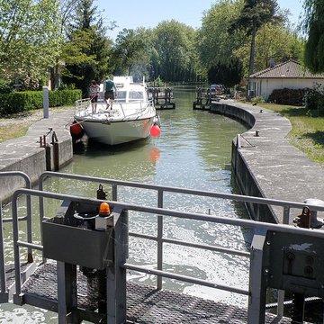 Canal du Midi : Écluse de Castanet