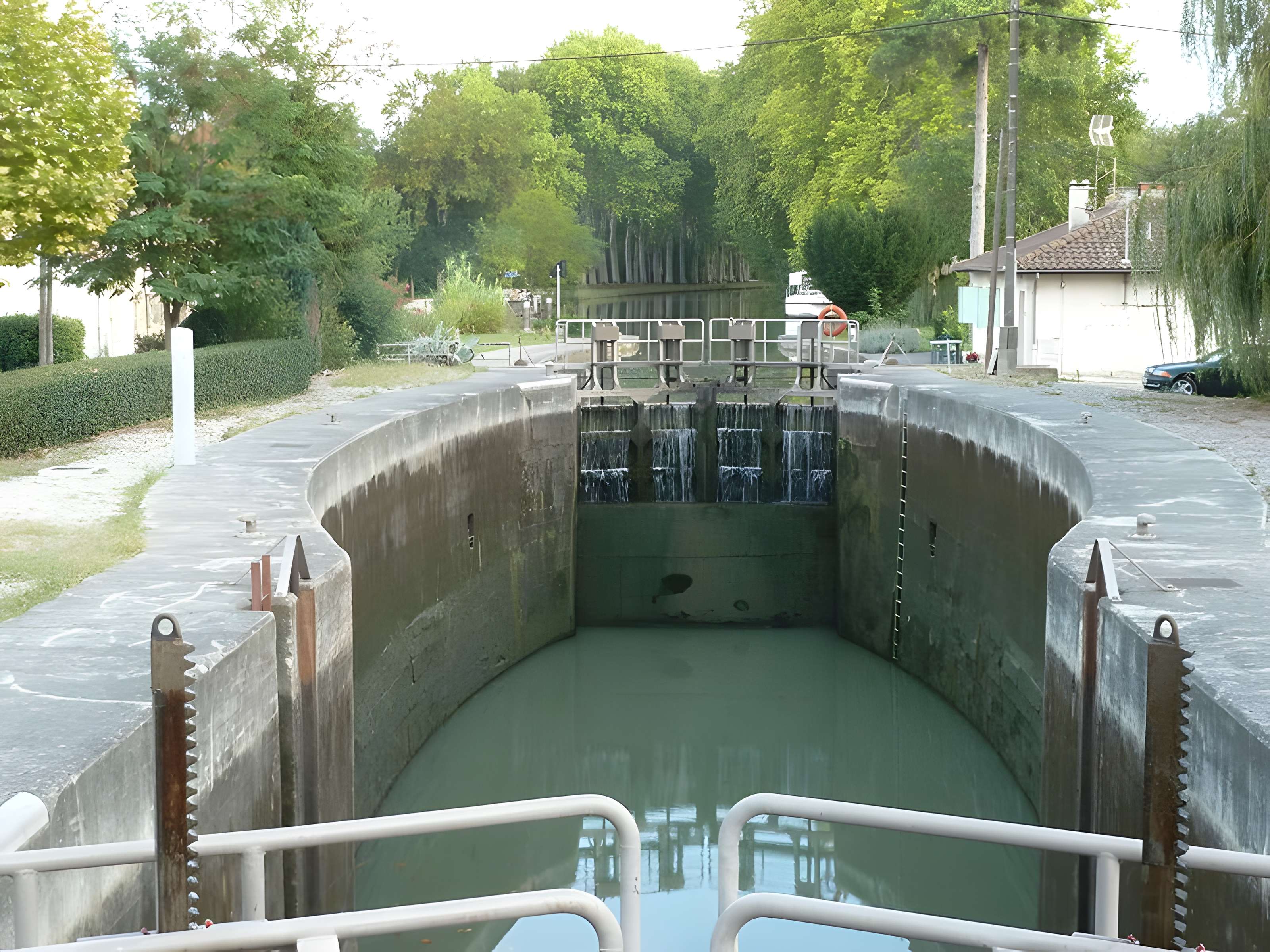 Canal du Midi Écluse de Castanet 
