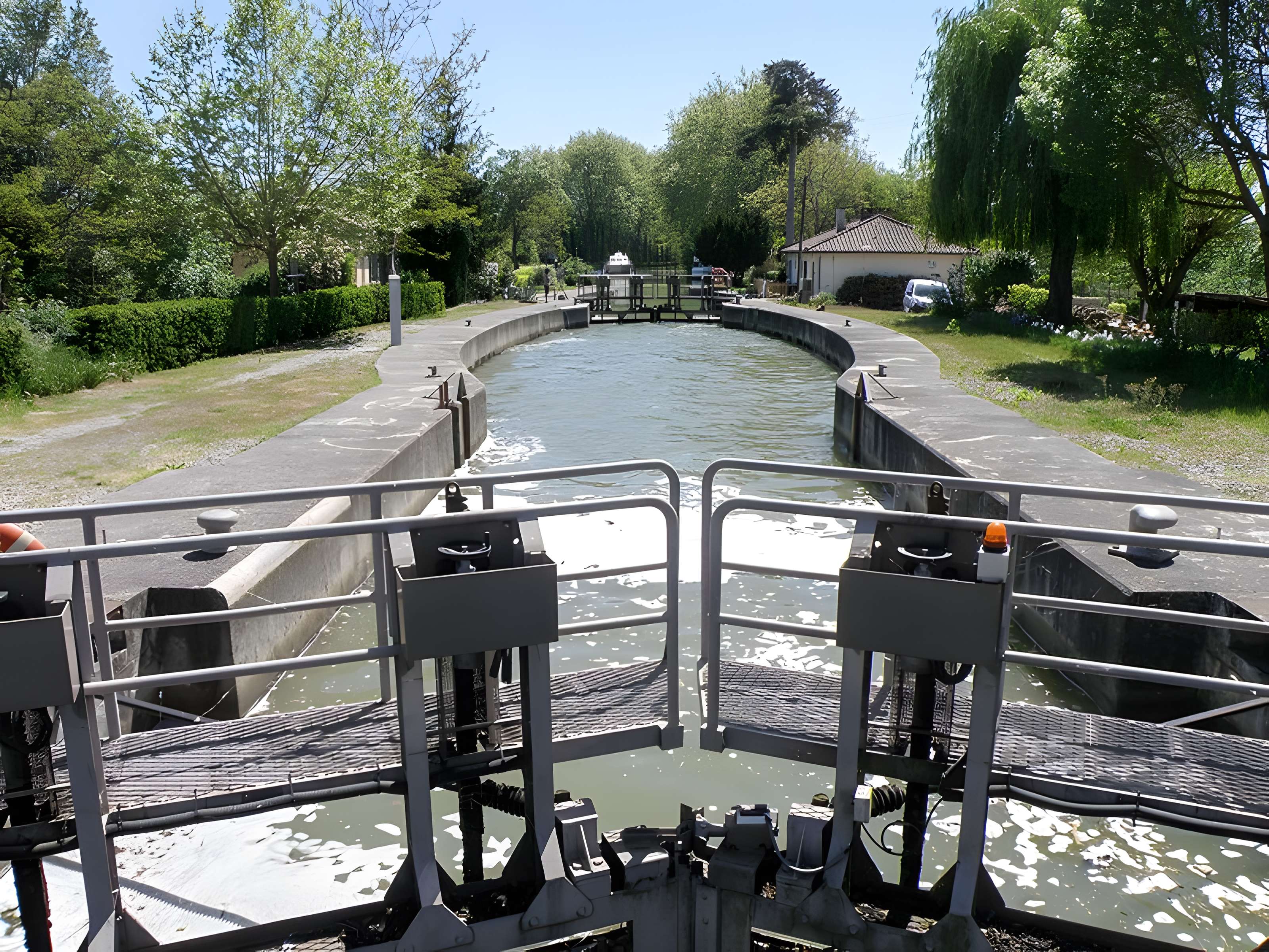 Canal du Midi : Écluse de Castanet