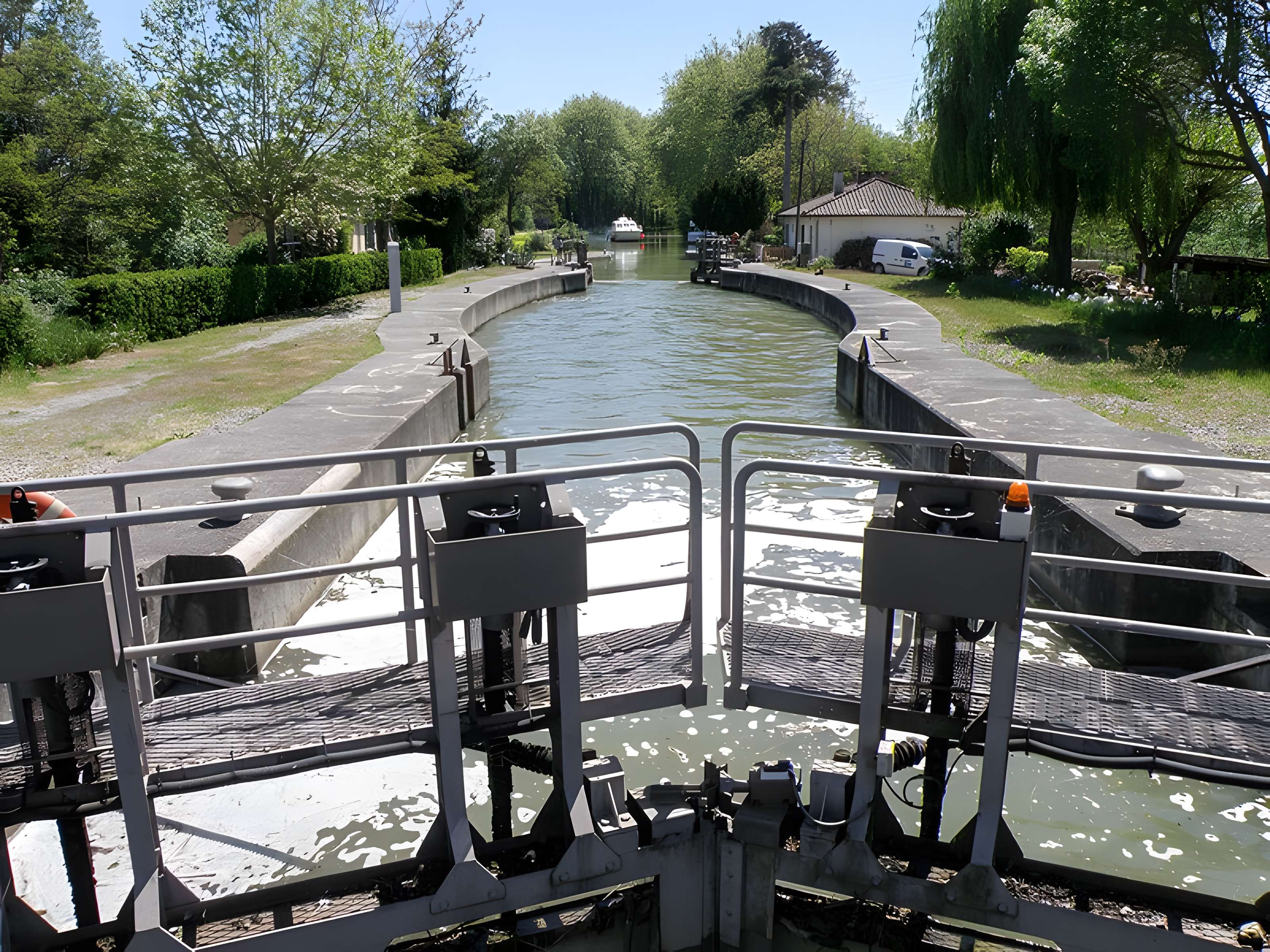 Canal du Midi : Écluse de Castanet