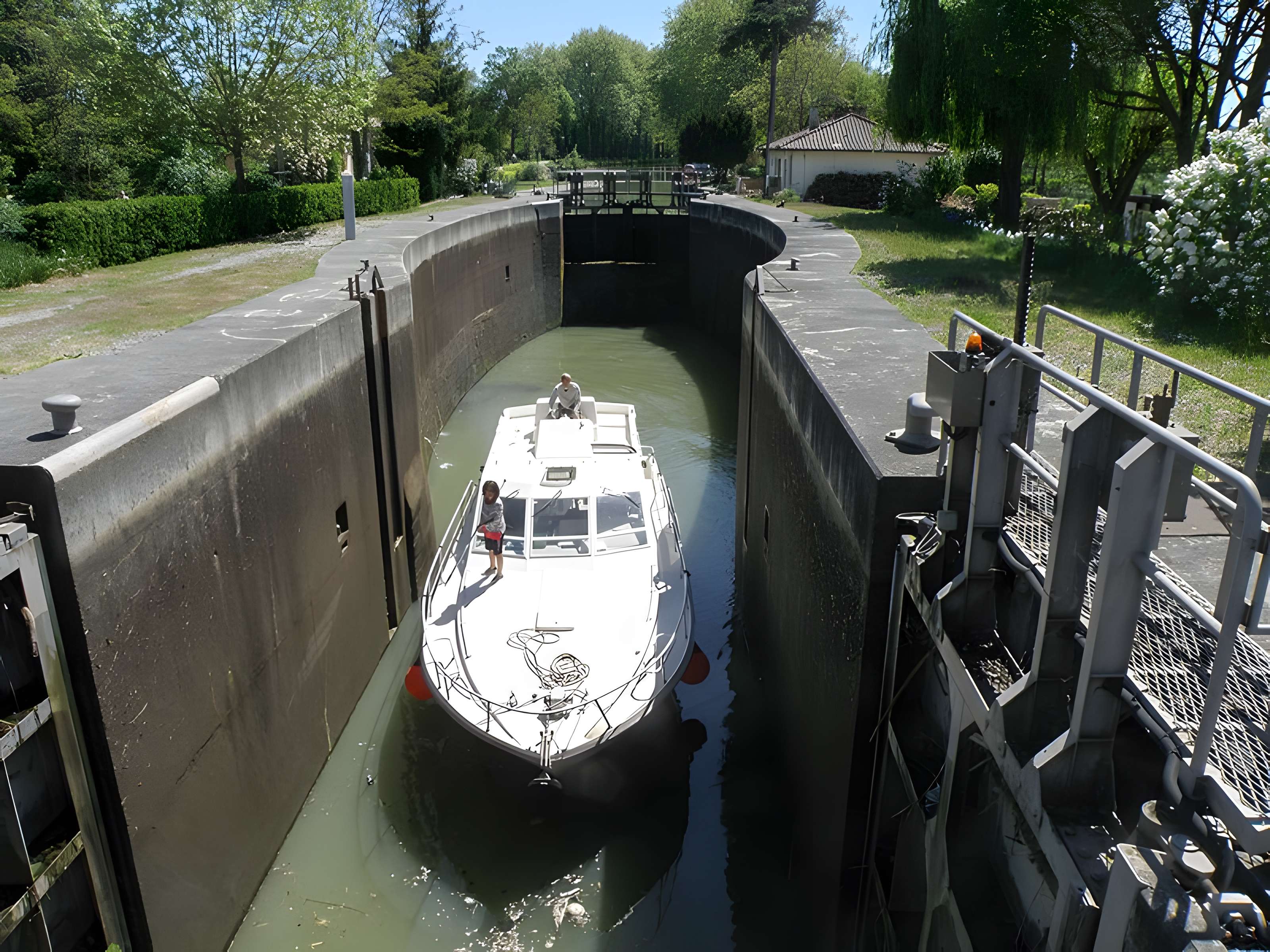 Canal du Midi : Écluse de Castanet
