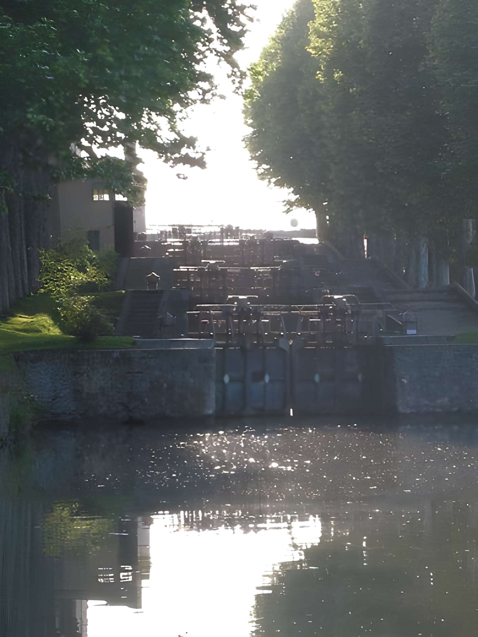 Canal du Midi Écluse quadruple Saint-Roch 