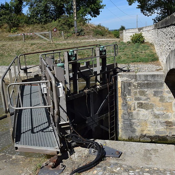 Photo de Canal du Midi : Écluse triple de Fontfile