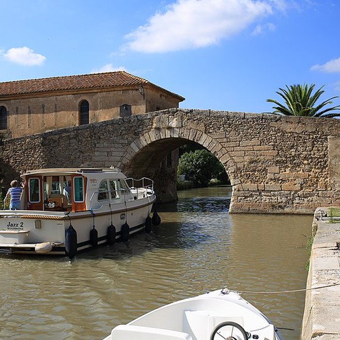 Photo de Canal du Midi : hameau du Somail également sur commune de Saint-Nazaire-dAude