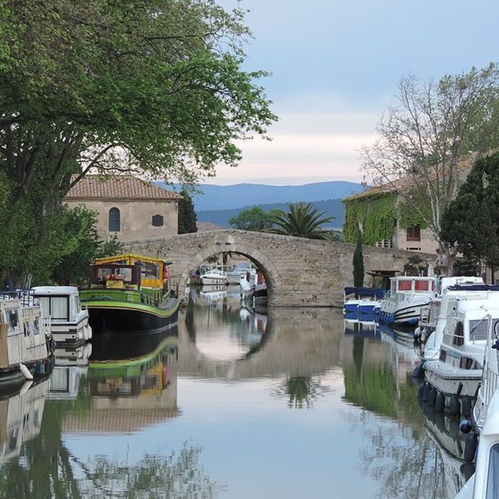 Photo de Canal du Midi : hameau du Somail également sur commune de Saint-Nazaire-dAude