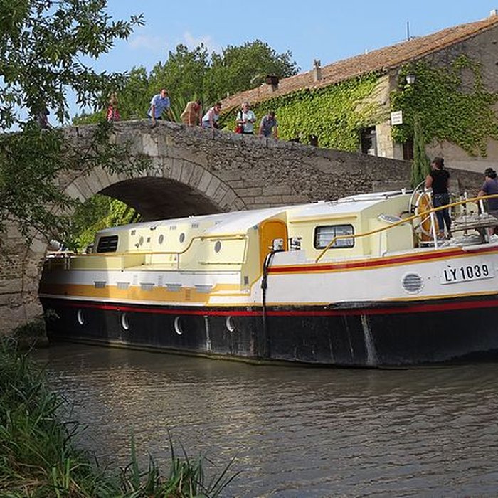Photo de Canal du Midi : hameau du Somail également sur commune de Saint-Nazaire-dAude