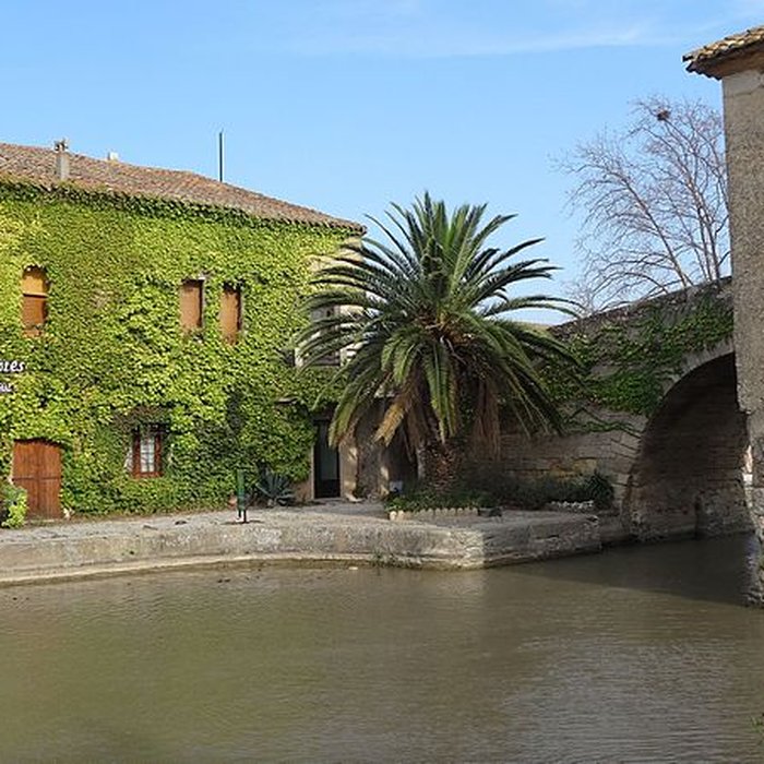 Photo de Canal du Midi : hameau du Somail également sur commune de Saint-Nazaire-dAude
