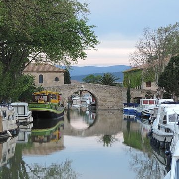 Canal du Midi : hameau du Somail également sur commune de Saint-Nazaire-dAude