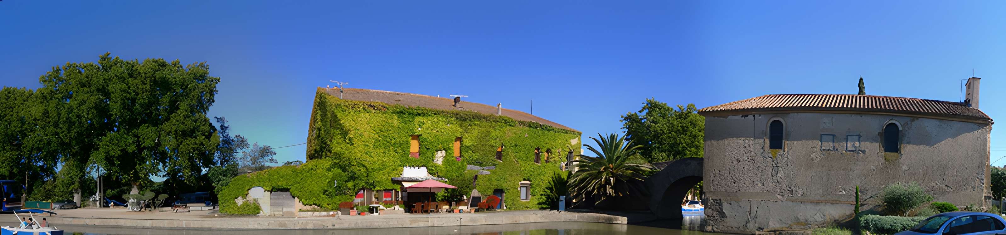 Canal du Midi : hameau du Somail (également sur commune de Saint-Nazaire-d'Aude)