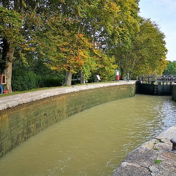 Canal du Midi : Ouvrages sur la rivière Ognon