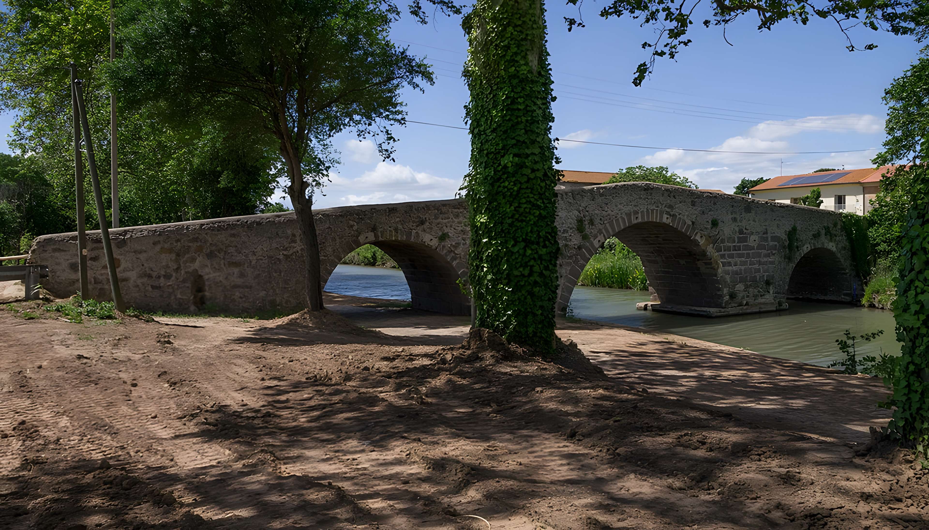 Canal du Midi : Pont Saint-Joseph d'Agde