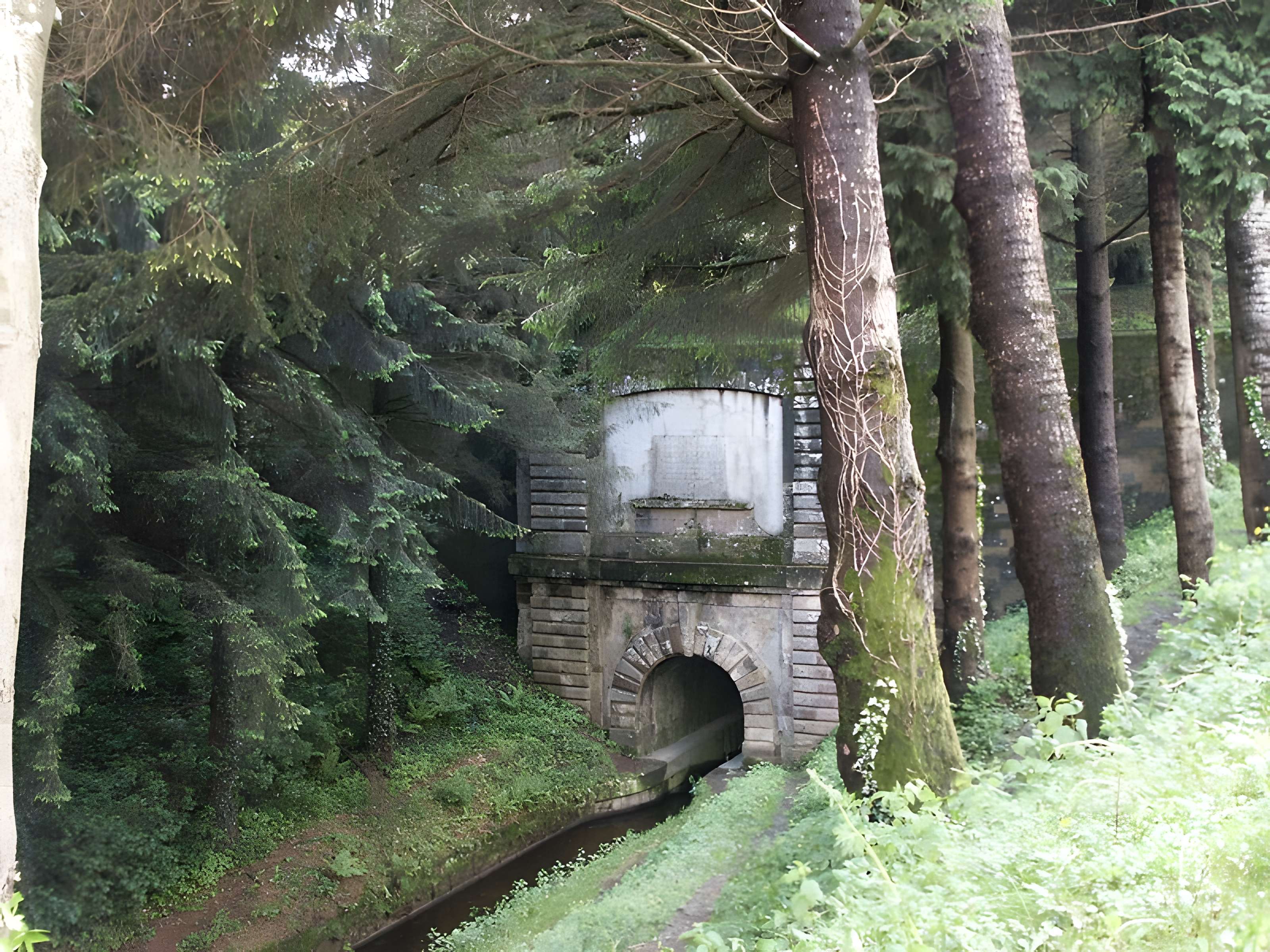 Canal du Midi Tunnel des Cammazes 