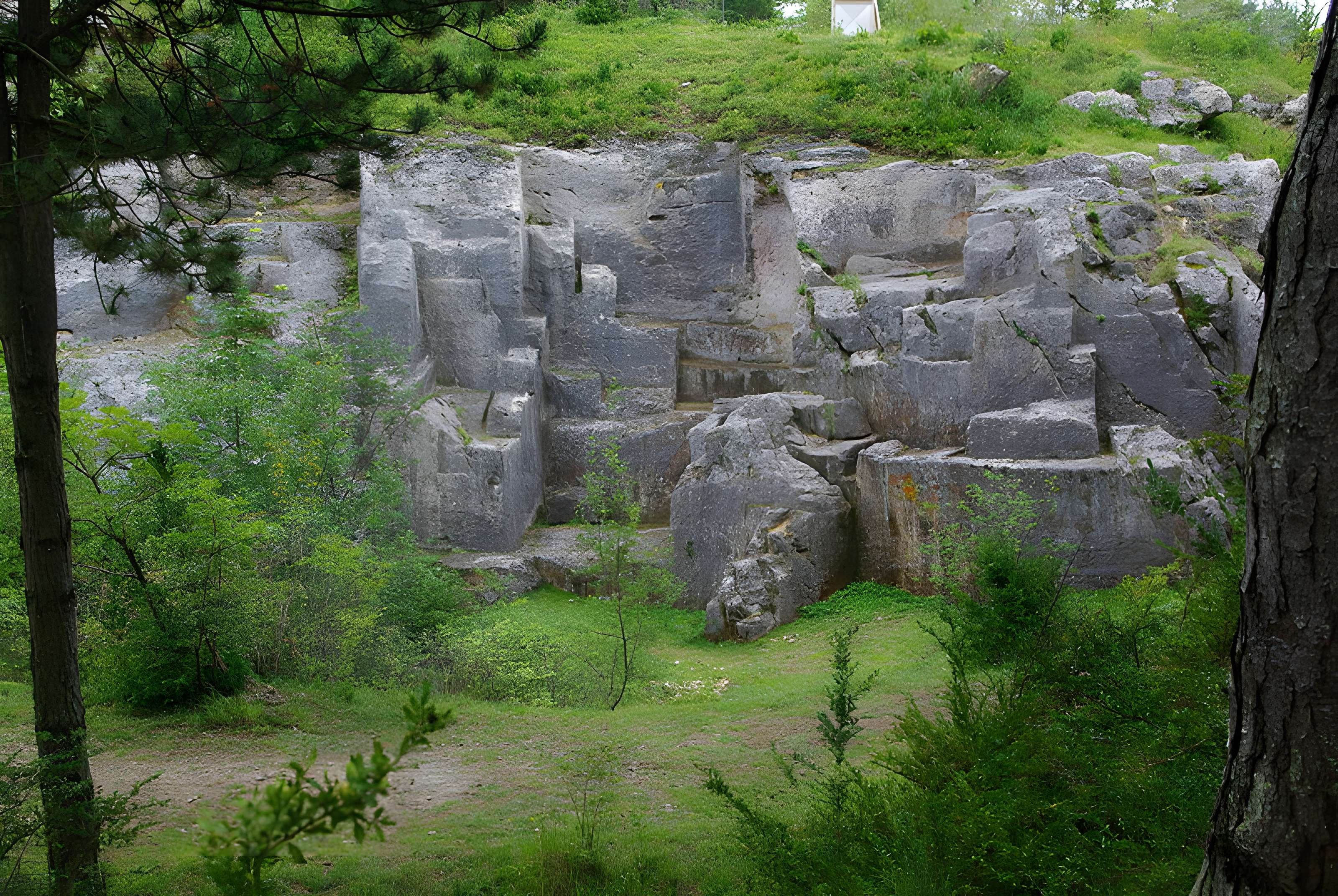 Carrières de la Lie à La Roche-Vineuse