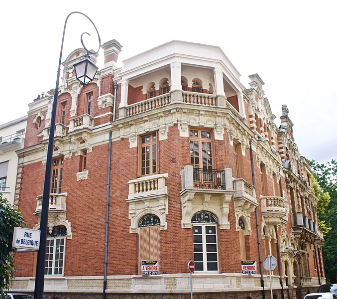 Castel flamand à Vichy