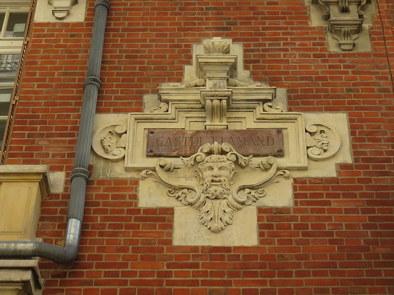 Castel flamand à Vichy