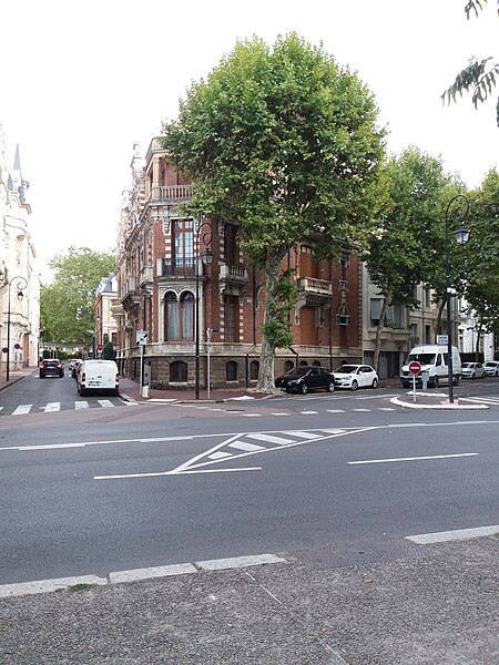 Castel flamand à Vichy