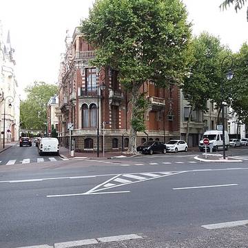 Castel flamand à Vichy