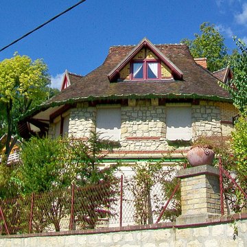 Castel Val dAuvers-sur-Oise