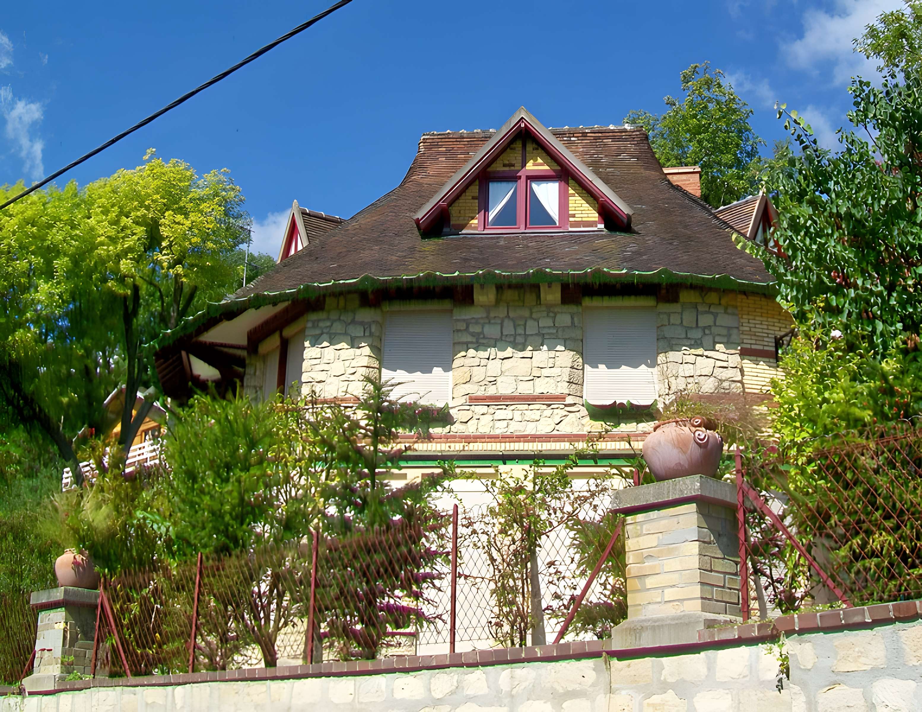 Castel Val d'Auvers-sur-Oise